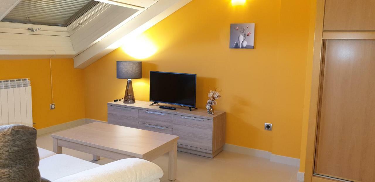 Apartamentos Monte Hernanz Riaza Zimmer foto